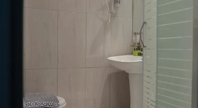 Двухместный номер Deluxe Athinas Street Inn