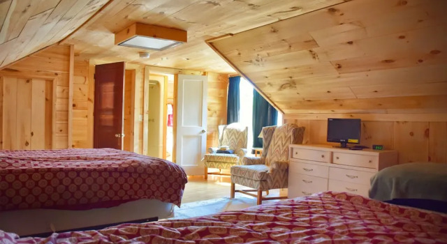 Townhouse Hotel, Book Hotel Richfield Springs New York State