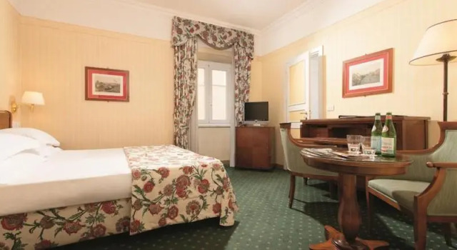 Номер Standard с балконом Hotel Victoria