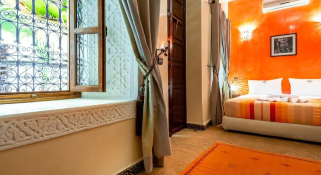 Camera Deluxe Riad Kamal