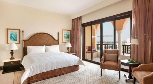 Двухместный номер Horizon Club Premier с балконом Отель Shangri-La, Qaryat Al Beri, Abu Dhabi