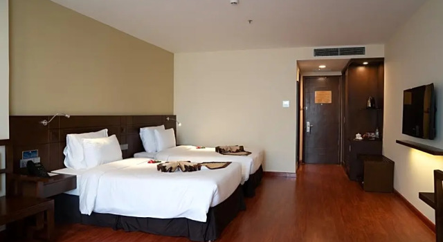 Номер Deluxe Sai Gon Phu Tho Hotel