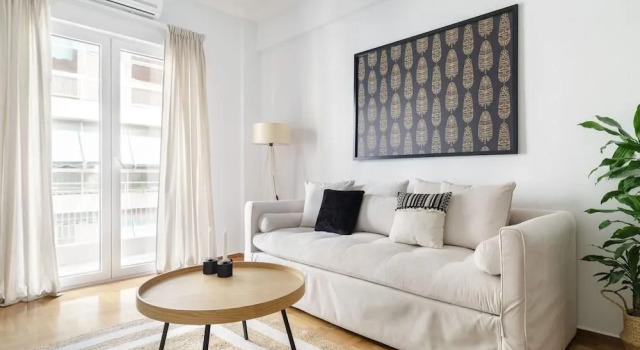 UPSTREET Urban 2BD Apartment in Koukaki