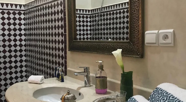 Camera Comfort Riad Miral