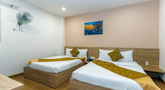 Четырёхместный номер Standard Centro Hotel Da Lat