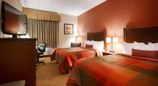 Четырёхместный номер Standard Best Western PLUS Caldwell Inn