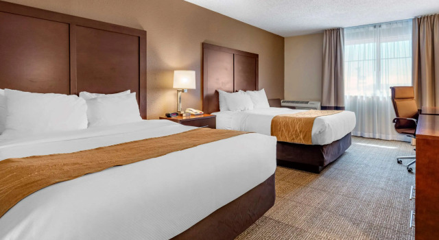 Четырёхместный номер Standard Comfort Inn Santa Rosa on Route 66