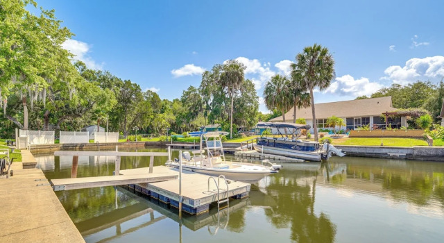 Коттедж Dock, Kayaks & Bicycles: Crystal River Getaway!