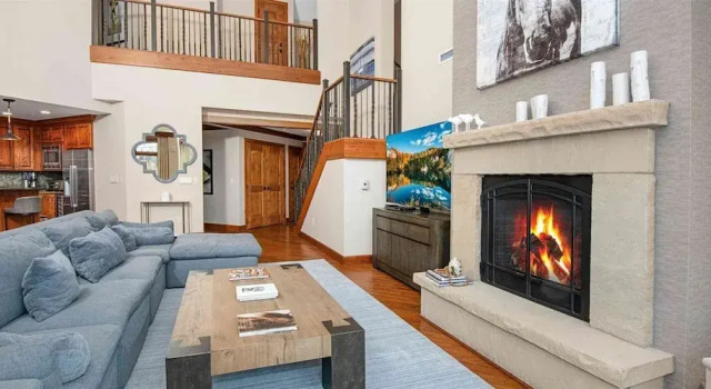 Spectacular 4 Bedroom Ritz-carlton Penthouse Residence in Vail, Colorado, Забронировать Апартаменты/квартира Отели Вейл с парковкой, Парковка