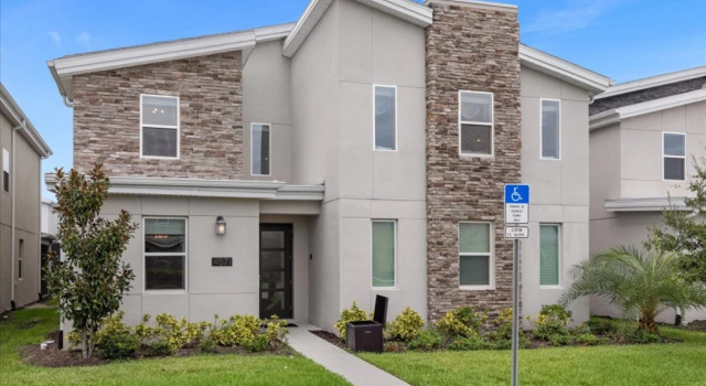 9 Bedroom/ 5 Bathroom Storey Lake (4571 NL), Kissimmee, US