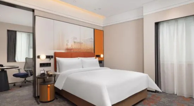Двухместный номер Standard Hampton by Hilton Xi‘an South Gate City Wall