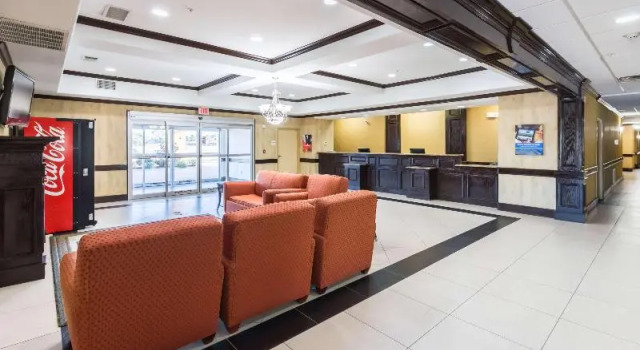 La Quinta Inn & Suites Joshua, Забронировать Отель Джошуа Dallas - Fort Worth Metropolitan Area