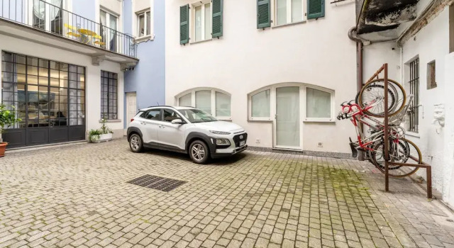 Viale Lecco 105 in Como, Забронировать Апартаменты/квартира Отели Комо с парковкой, рядом с Площадь Кавур, Парковка