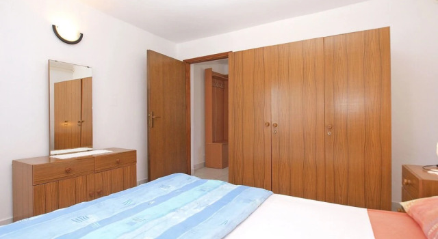 Apartment 939