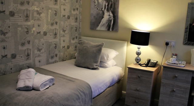 Winchmore Hotel, Забронировать Отель Отели Лландидно 3 звезды, рядом с Tina Holley Gallery, 3*