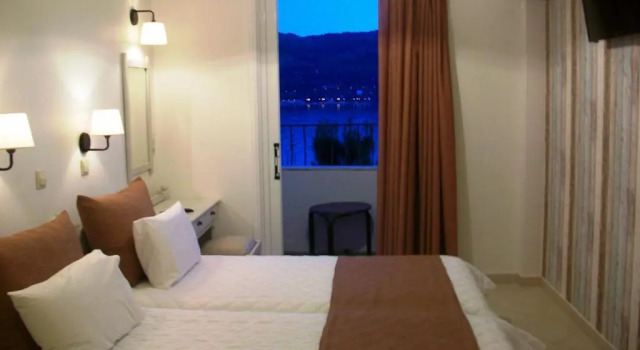 Двухместный номер Standard seafront Mirini Hotel