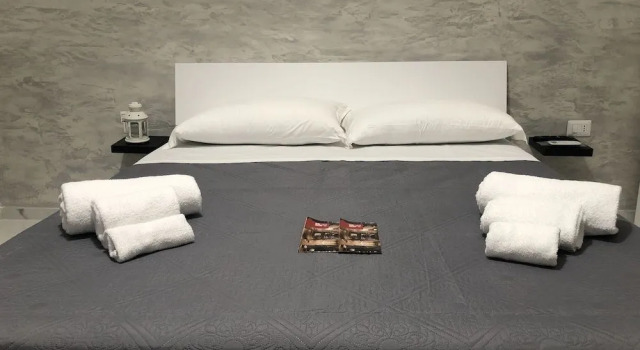 Ferdinando SanFelice B&B, Забронировать Отель «постель и завтрак» Отели Неаполя с парковкой, рядом с Ospedale degli Incurabili, Парковка