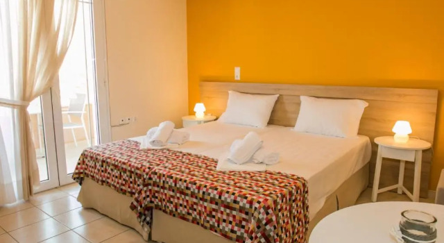 Sunny Beach Apartments, Забронировать Апартаменты/квартира Ретимнон Центральный Крит