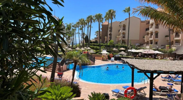 Fantástico Apartamento con vistas al mar zona Club la Costa Castillo Fuengirola
