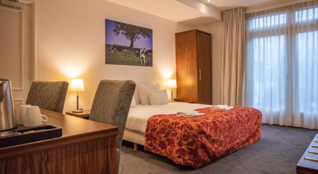 Hotel de Zwaan, Varaa Hotelli Delden Twente