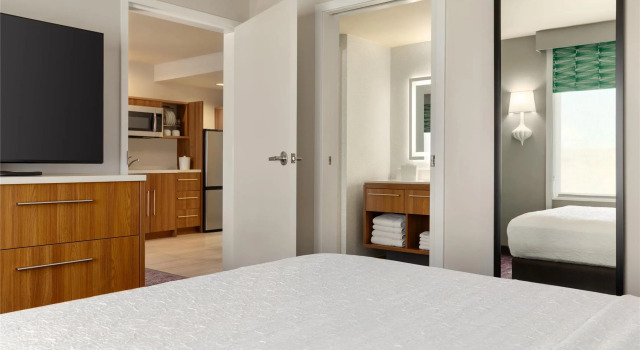 Двухместный люкс c 1 комнатой Home2 Suites by Hilton Farmington/Bloomfield