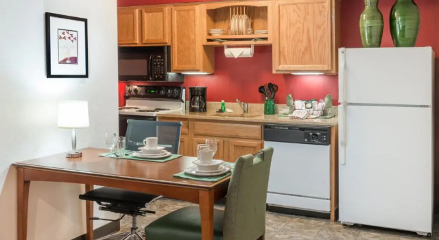 Двухместный люкс Value Suites Extended Stay - St Louis