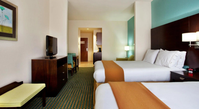 Четырёхместный люкс Holiday Inn Express Picayune-Stennis Space Center by IHG