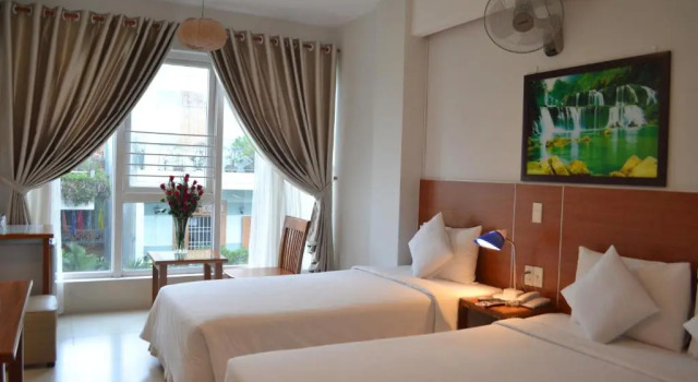 Трёхместный номер Deluxe Nemo Hotel
