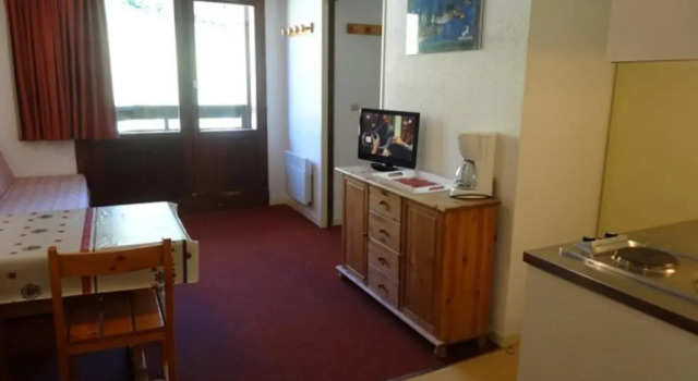 Appartement Les Menuires, 2 pièces, 4 personnes - FR-1-178-94, Prenota Appartamento Hotel a Alvernia con parcheggio, Parcheggio