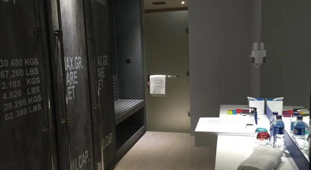 Полулюкс ibis Styles Batam Nagoya
