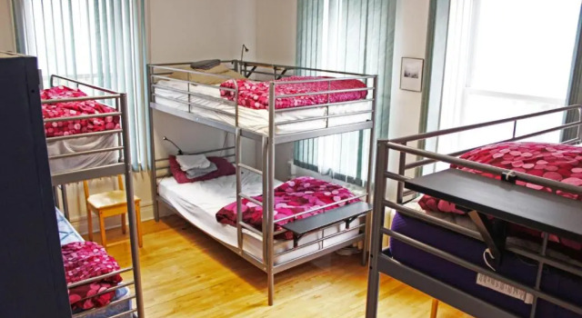 Кровать в общем номере (женский номер) Auberge jeunesse Magog-Orford