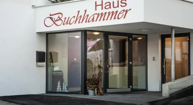 Haus Buchhammer, Rezerwuj Hotel Hotele w Tyrol z parkingiem, Parking