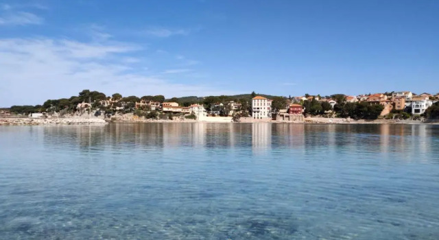 Апартаменты Joli studio les pieds dans l eau avec place de Parking gratuite