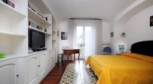 AMORE RENTALS - Villa Angelo, Забронировать Вилла Коттеджи Сант-Аньелло, рядом с Железнодорожный вокзал Сант-Аньелло линии Circumvesuviana, Коттедж
