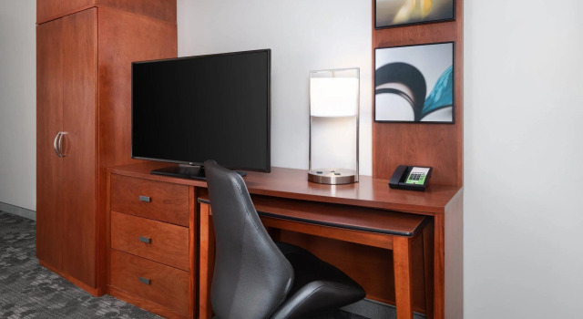 Четырёхместный номер Standard Courtyard by Marriott Pittsburgh Washington Meadow Lands