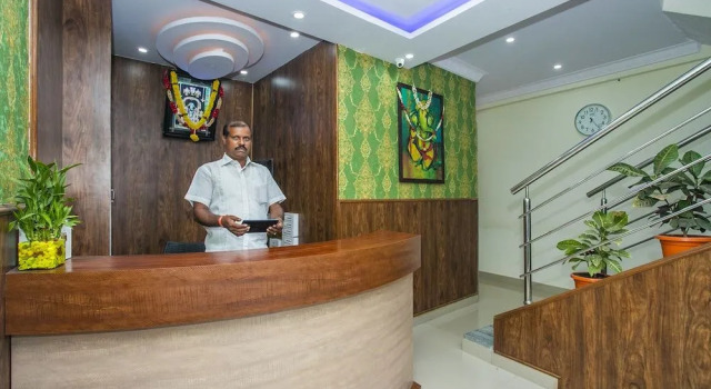 OYO 19764 Malnad Grand Inn, Rezerwuj Hotel Bidadi Bangalore