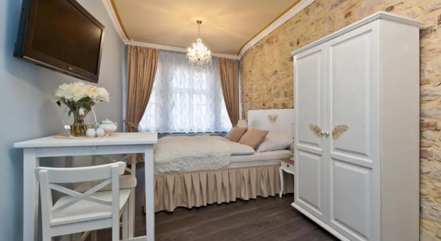 Студия Executive Caroline Old Town Square Hotel