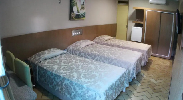 Трёхместный номер Executive Amuarama Hotel