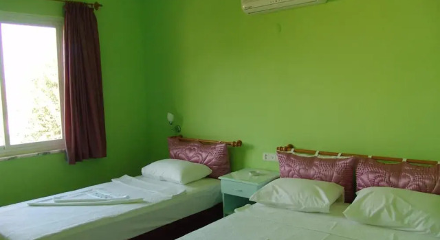 Mandalinn Hotel