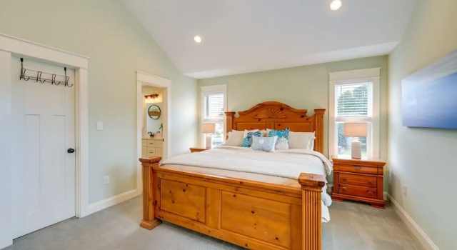 Коттедж Kill Devil Hills Retreat w/ Gas Grill & Deck!