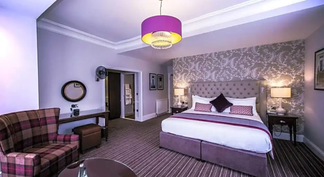 Двухместный полулюкс DoubleTree by Hilton Cheltenham-Cotswolds