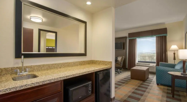 Люкс Hampton Inn & Suites York South