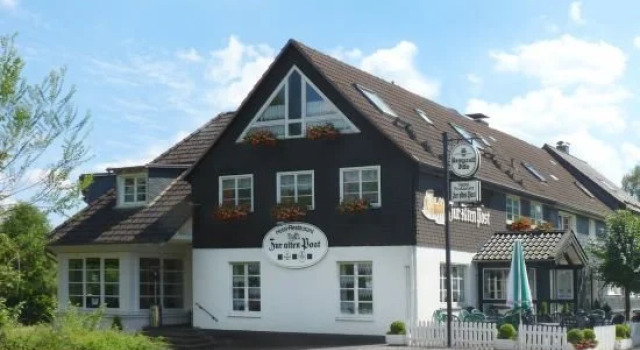 Hotel-Restaurant Zur alten Post, Забронировать Отель Отели Нюмбрехт 3 звезды, 3*