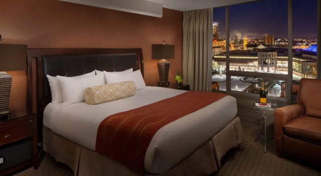 Двухместный номер Superior Sheraton Minneapolis Downtown Convention Center