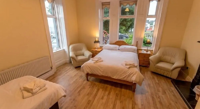 An Sean Ostan Apartments