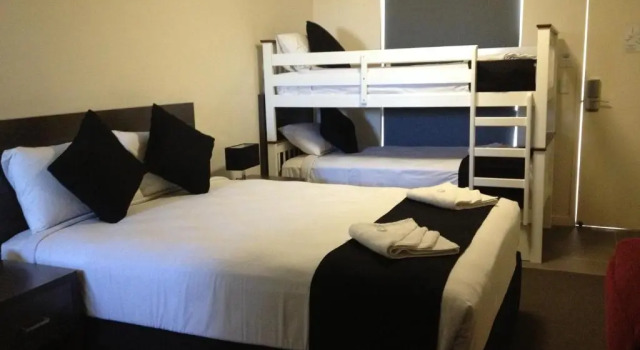 Номер Classic Dooleys Tavern & Motel Springsure