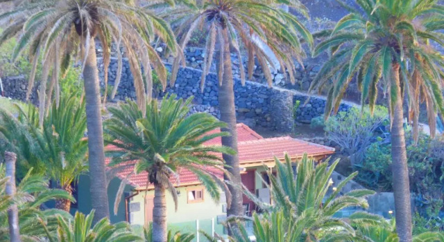 Шале El Pirguan Holiday House, your oasis in La Gomera