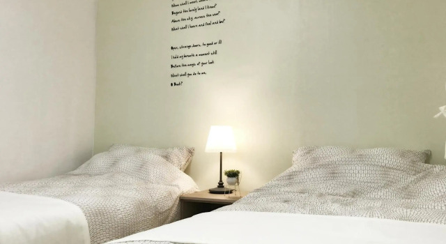 Hongdae Zoe Three Room House, Забронировать Отель Содэмунгу Сеул, рядом с Клиника Family Dental
