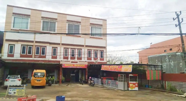 Hotel O Baruga Makassar, Book Hotel Hotels in Sulawesi with Parking, Parking