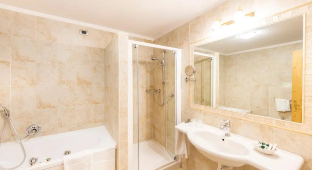 Полулюкс Hotel Miravalle